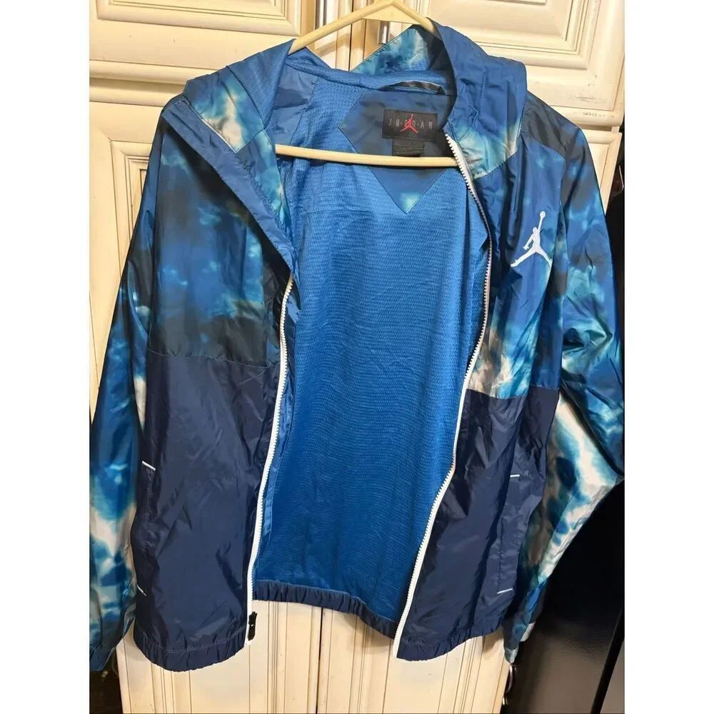 Air Jordan Big Boys Tie Dye Colorblock Windbreaker Hoodie Blue XL (13-15yrs)